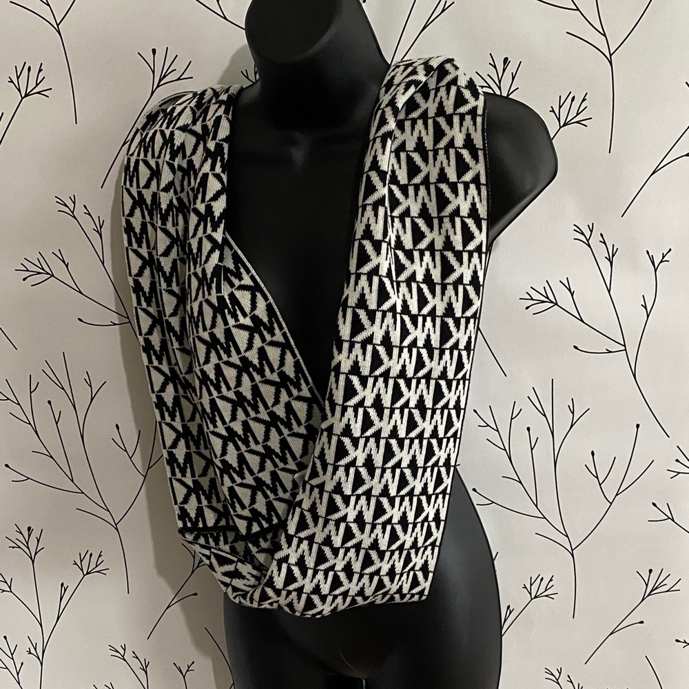 Michael Kors Monogram Black and White Scarf